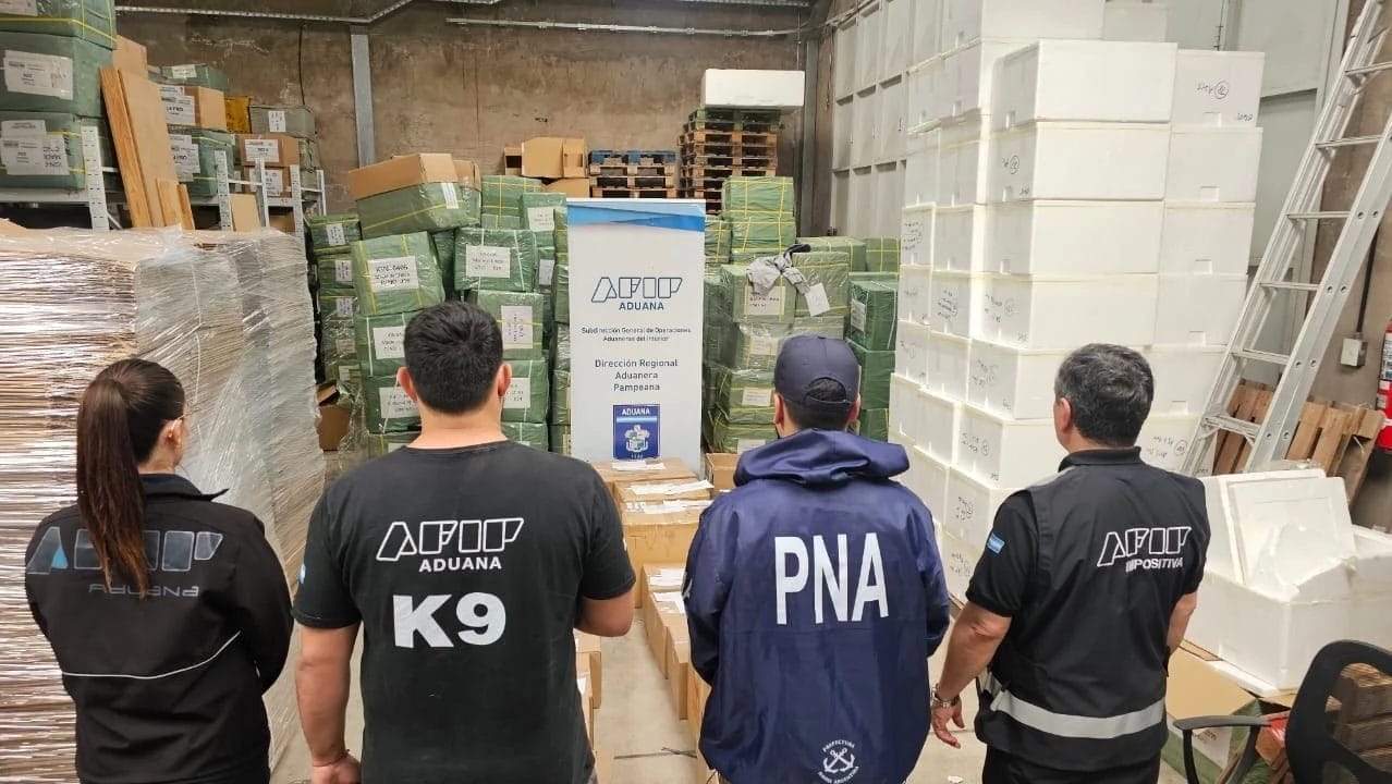 AFIP desarticula red de contrabando de hardware para minería de Bitcoin en Argentina