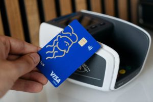 Visa lanza plataforma para probar contratos inteligentes y tokens RWA