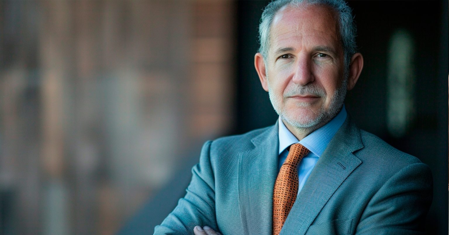 Peter Schiff desafía a Michael Saylor a comprar Bitcoins de Silk Road
