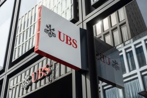El banco UBS lanza un fondo tokenizado en Ethereum