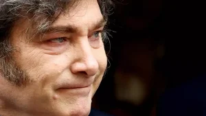 Javier Milei promocionó la criptomoneda $LIBRA, que colapsó en horas. Investigamos el vínculo con Kip Protocol y Mauricio Novelli.
