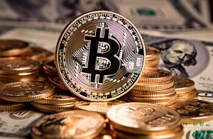 Bitcoin Hoy 11/04/2025: FARTCOIN y CRV suben más de 20%; BTC alcanza los 82.000 dólares