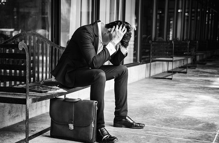 Empresa cripto despide a su CEO acusado de desviar 50 millones de dólares en esquema fraudulento