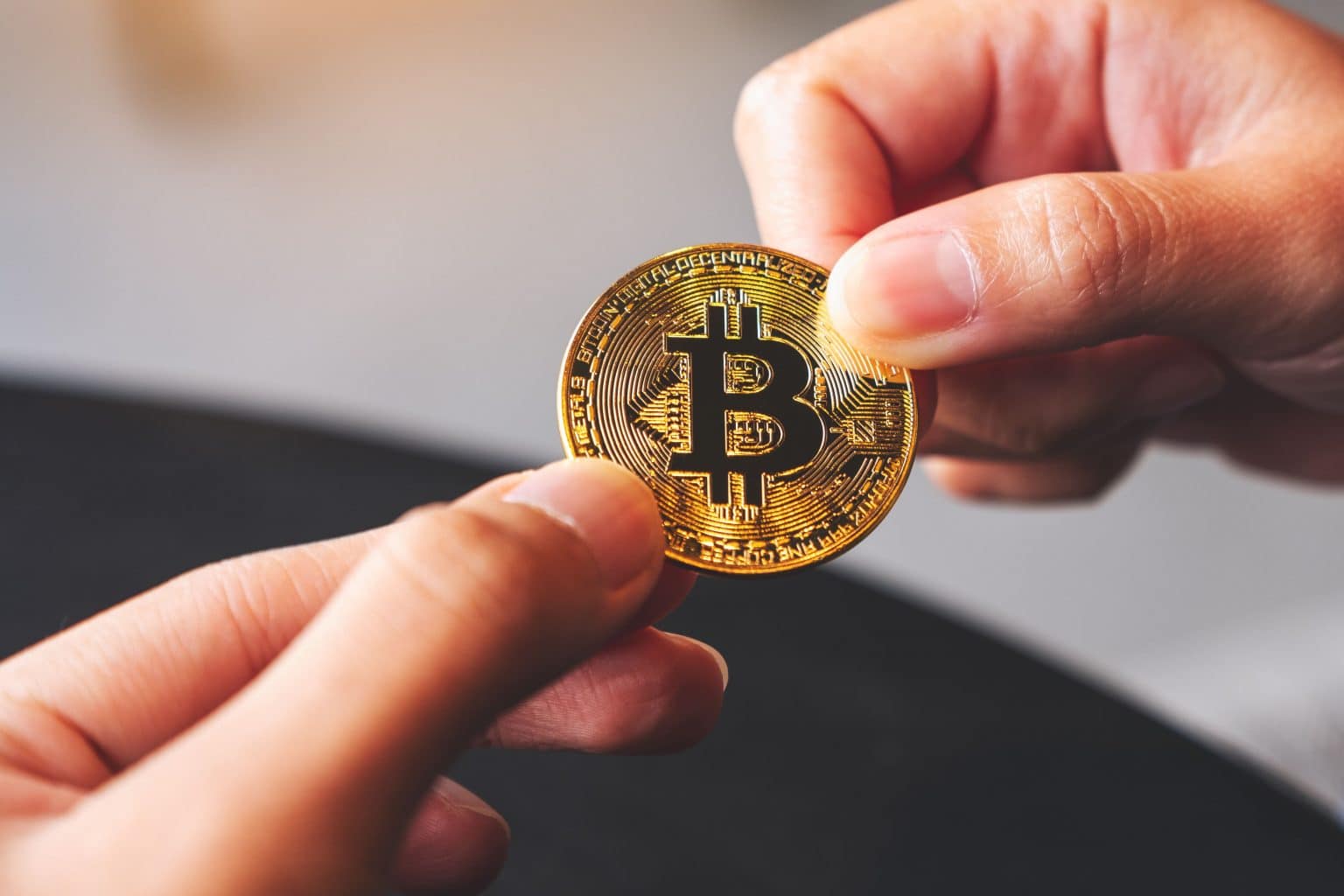 Japón tendrá al primer CEO que recibirá su salario en Bitcoin