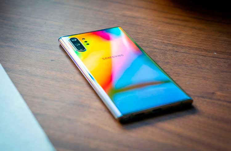 Samsung lança novo smartphone amigável a blockchain e criptomoedas