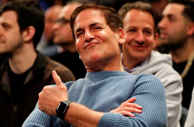 Prefiro bananas a criptomoedas, afirma Mark Cuban