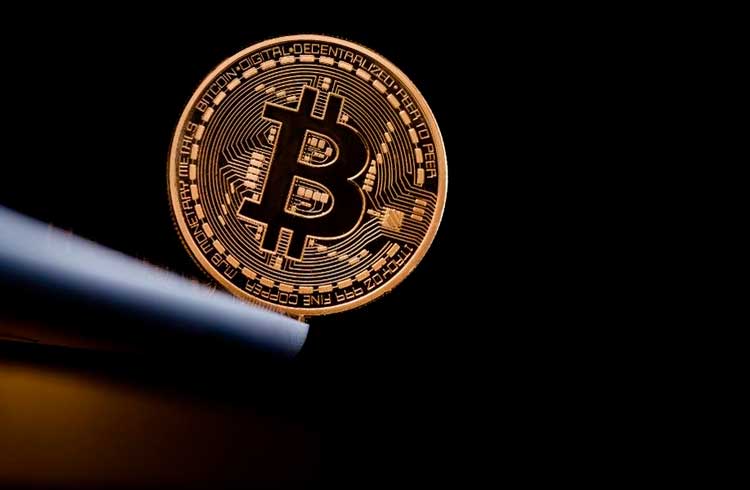 Bitcoin é cotado a US$7.100 neste início da semana; MINDOL entra no top 20