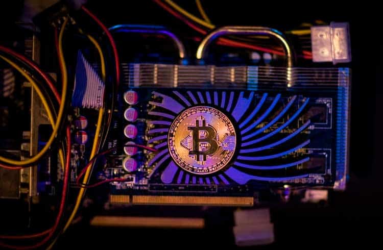 Bitcoin inicia o ano batendo recorde de hashrate