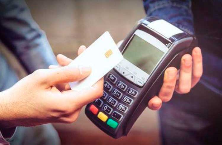 eToro planeja lançar cartão de débito de criptomoedas em 2020