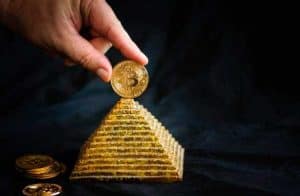 Mais de 12 mil Bitcoins da pirâmide financeira PlusToken acabaram de se mover para dois endereços