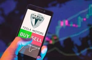 Tesla 2020 x Bitcoin 2017: confira as semelhanças entre os ativos