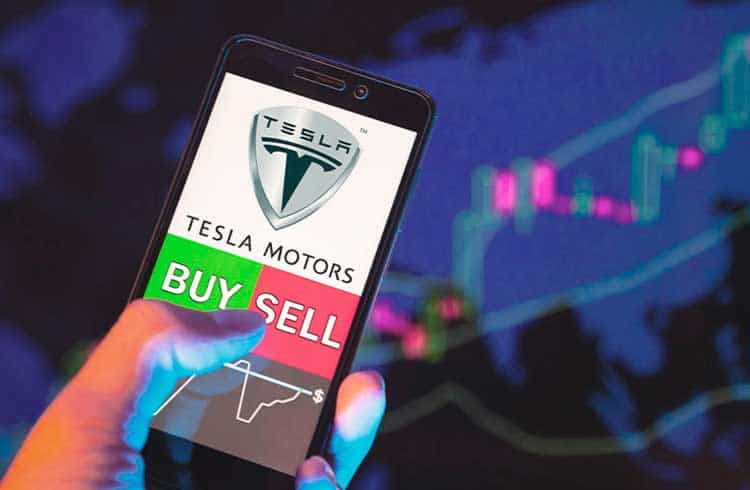 Tesla 2020 x Bitcoin 2017: confira as semelhanças entre os ativos