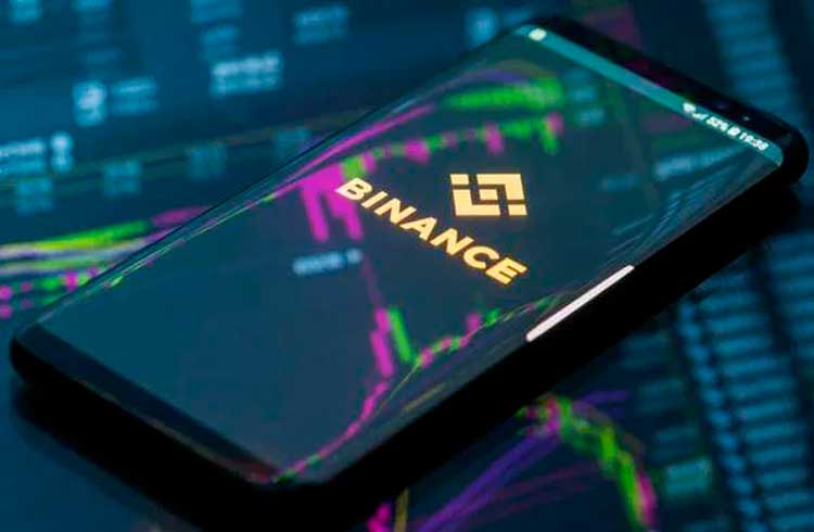 Binance convoca traders P2P com acesso ao Real