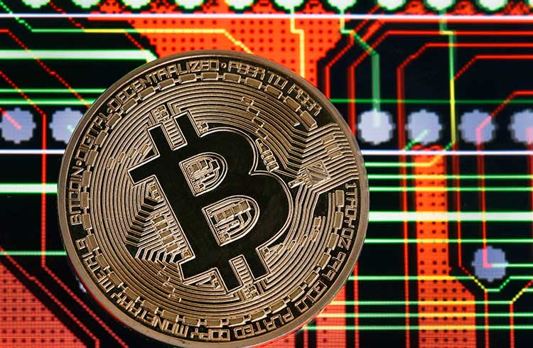 Bitcoin fica na zona dos US$ 6.600 após pequena queda