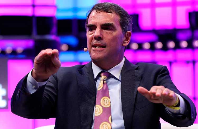 Bitcoin é muito mais fácil de rastrear do que moedas fundiciárias, afirma Tim Draper