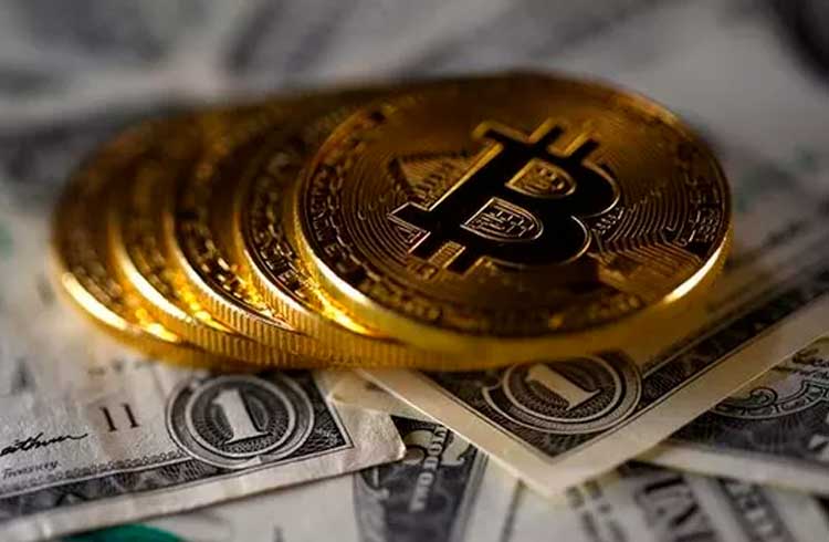 Bitcoin se recupera e dólar fecha acima de R$5,00 pela primeira vez na história