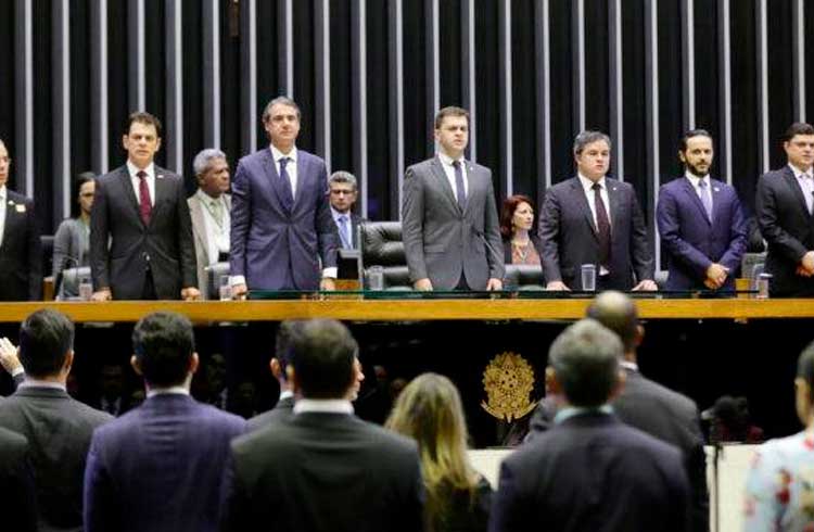 Deputados criam projeto de lei que estabelece empréstimo compulsório: entenda como funciona