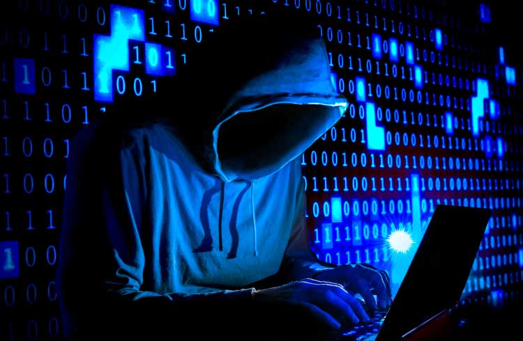 Hackers atacam roteadores para divulgar site falso sobre Covid-19 e roubar carteiras de criptomoedas
