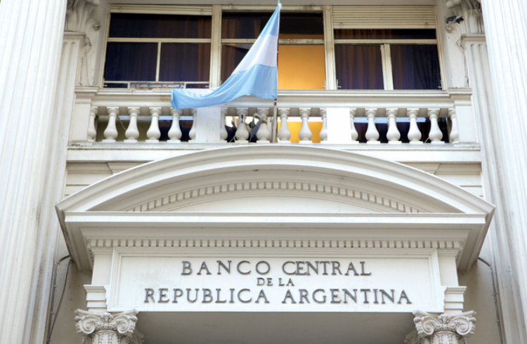 Banco Central da Argentina cria solução com RSK para gerenciamento de débitos não autorizados