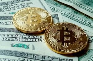 Dólar ou Bitcoin?