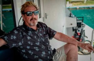 John McAfee oferece mais de R$2.000 para a melhor foto pós apocalíptica