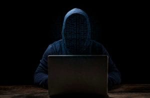 Novo golpe foca em programadores para roubar criptomoedas
