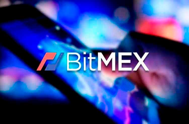 BitMEX suspende negociações por uma hora e Bitcoin cai mais de R$ 1.000