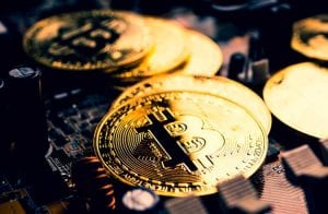 Consumo de energia para minerar Bitcoin caiu significativamente após o halving