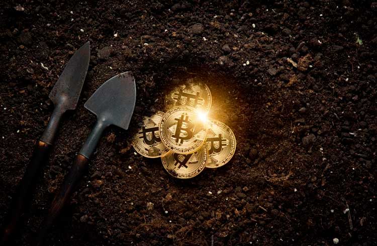 Grayscale compra mais Bitcoin do que os mineradores conseguem extrair