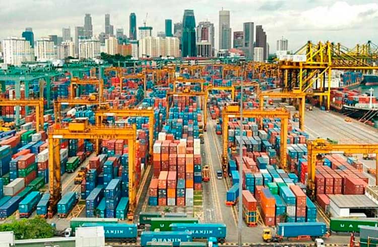 Singapura anuncia mais de R$ 2 milhões em ajuda a startups de blockchain voltadas ao mercado portuário