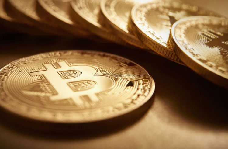 Bitcoin valoriza 6% e ultrapassa R$ 54.000; Stellar sobe 12%