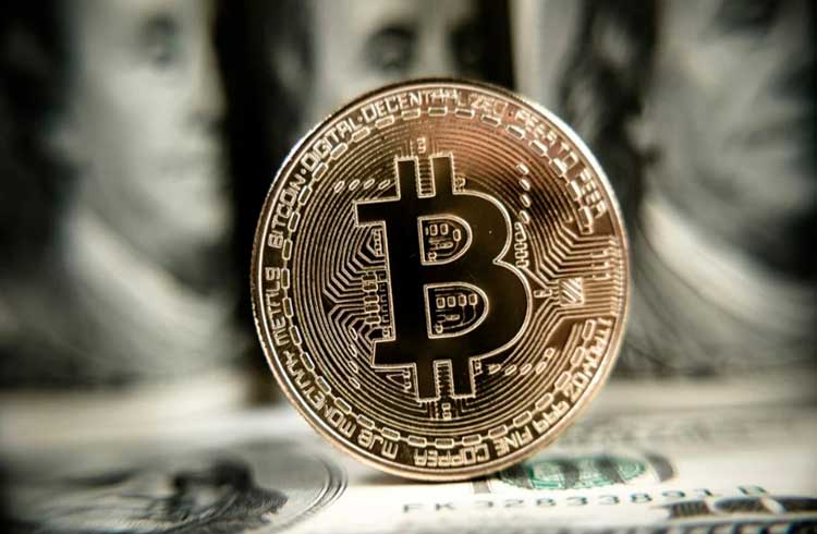 Bitcoin segue na zona dos R$ 49.000 sustentado pelo dólar