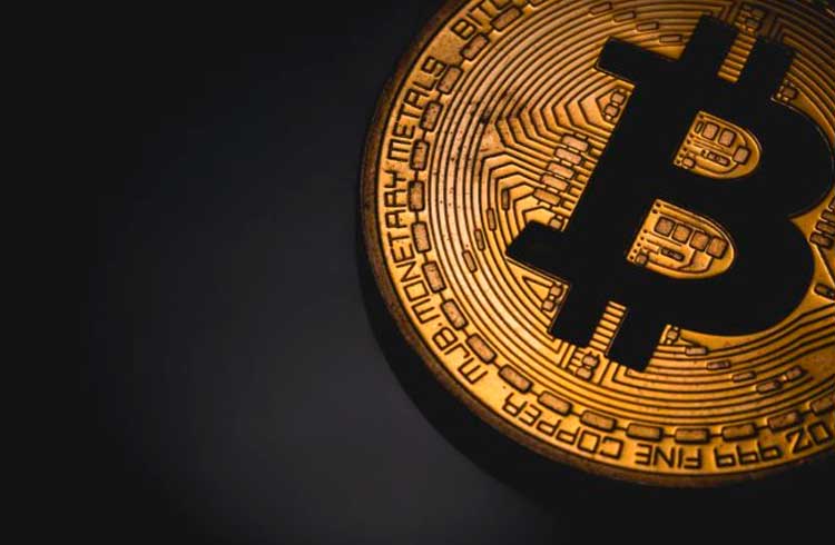 Como surgiu o Bitcoin, existiram moedas antes dele?