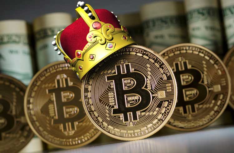 Demanda por Bitcoin explode após país bloquear transações digitais