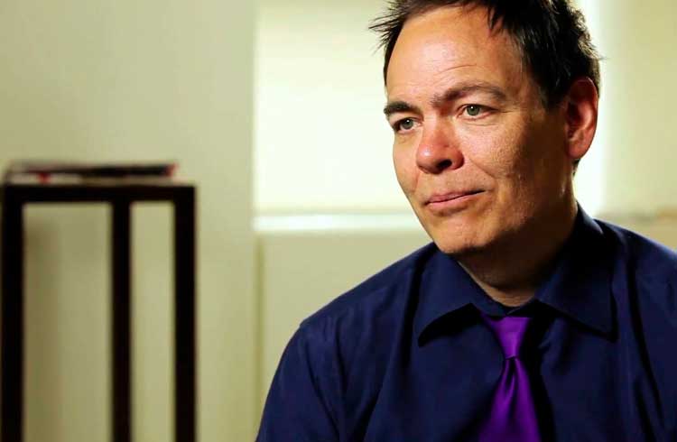 “Quer protestar? Compre Bitcoin!”, afirma Max Keiser