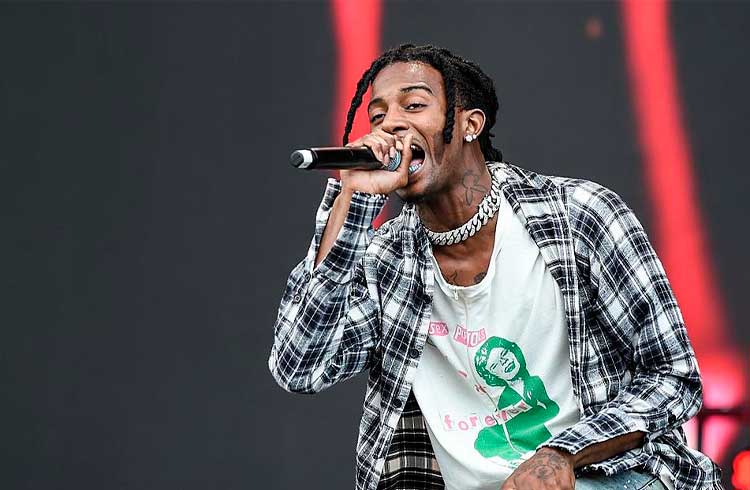 Produtor tenta vender faixas de Playboi Carti por Bitcoin