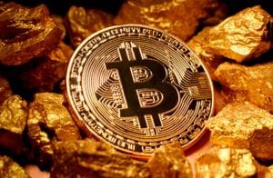 Bitcoin pode se beneficiar com alta histórica do ouro