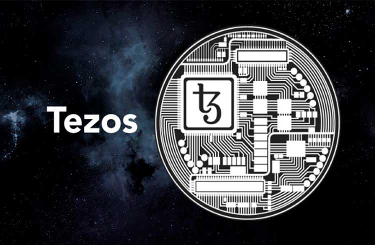 Bitcoin tenta voltar aos R$ 67.000; Tezos dispara quase 10%