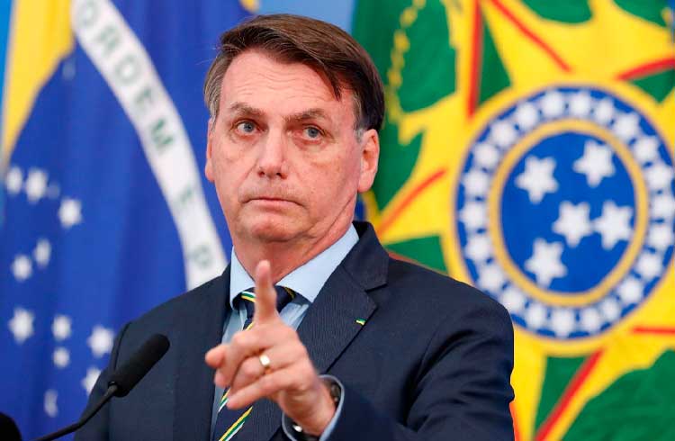 Bolsonaro afirma que registros no PIX podem começar já em outubro