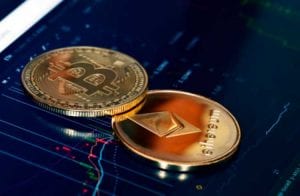 Coluna do TradingView: Bitcoin tropeça enquanto o Ethereum pode disparar