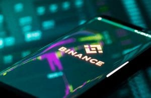 Criptomoeda dispara 50% em 24 horas após listagem na Binance