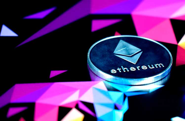 Ethereum sofre queda de 25% e valorização de 27% em apenas 15 minutos