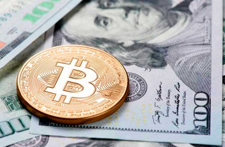 Bitcoin chega aos R$ 61.000 com ajuda do dólar