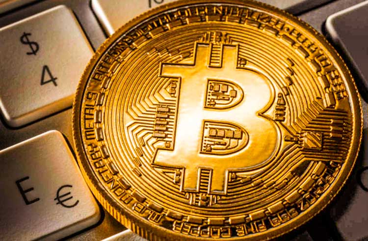 Bitcoin fará um rompimento de alta em breve, afirma analista