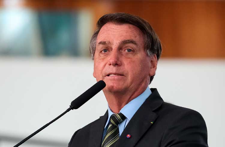 Imagem de Jair Bolsonaro é usada em golpe com Bitcoin