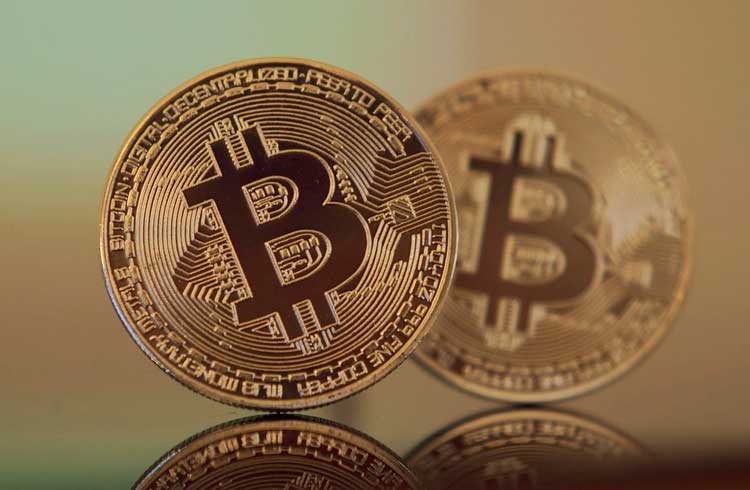 "Vitória para o Bitcoin": investidores criticam debate à presidência dos EUA