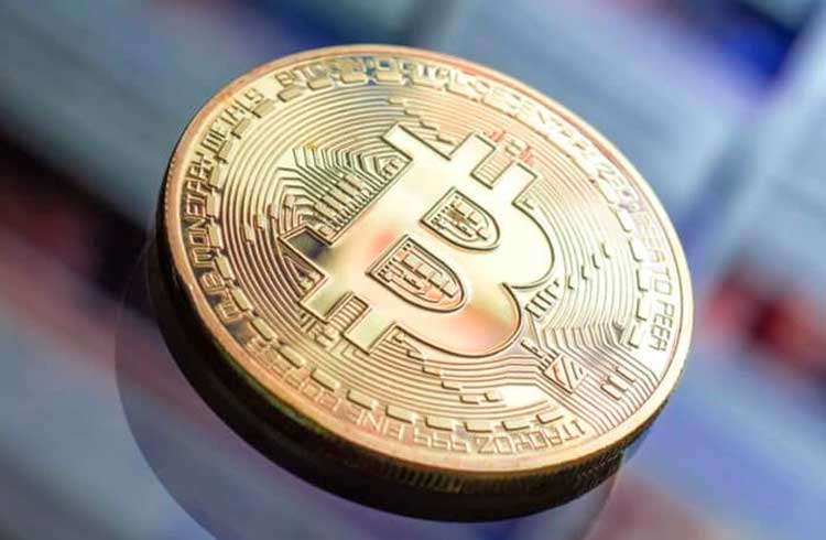 Bitcoin segue com baixa volatilidade e atinge recorde
