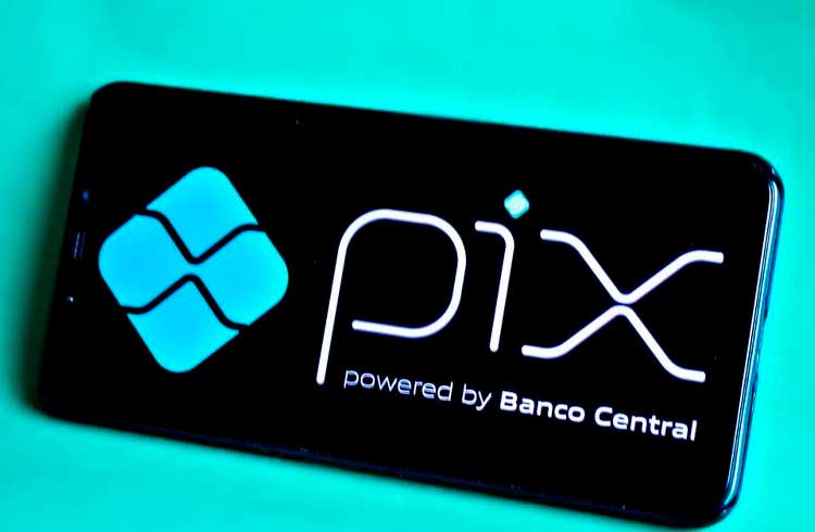 Imposto sobre o PIX pode ser criado, afirma especialista