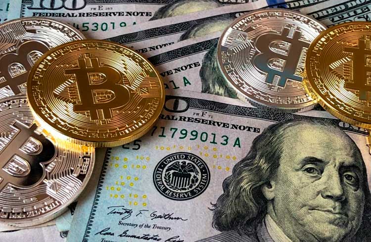 Bitcoin dispara 8% e rompe máxima histórica em grandes exchanges