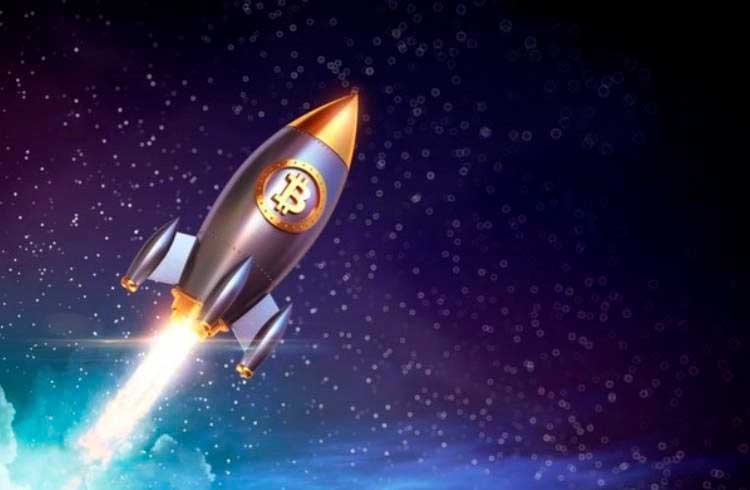 Bitcoin rompe os R$ 85.000; Ethereum dispara 10%